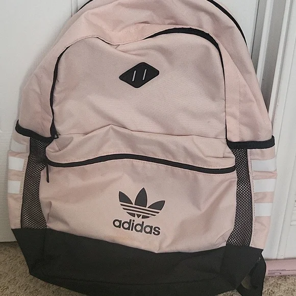 Backpack - Picture 2 of 4